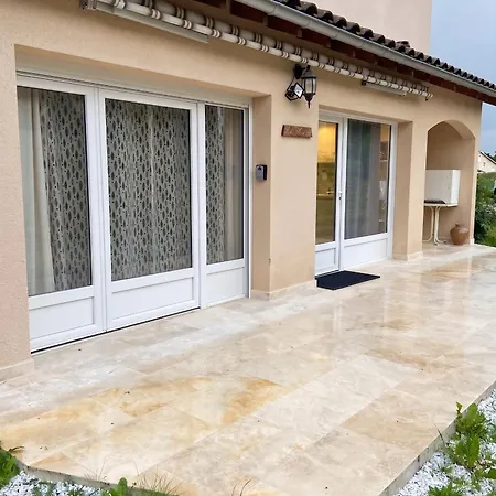 Rénové à Avec Terrasse 40 M²